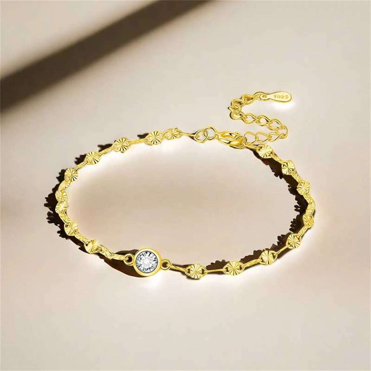 925 Sterling Silver Zircon Charm Bracelet - Glamora