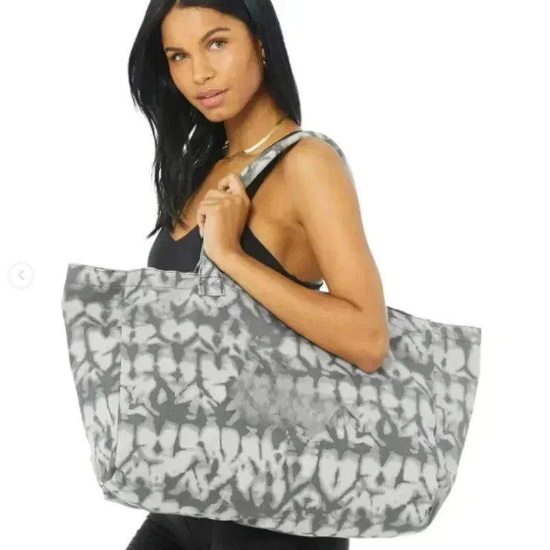 High Volume Travel Tote Casual Handbag - Glamora