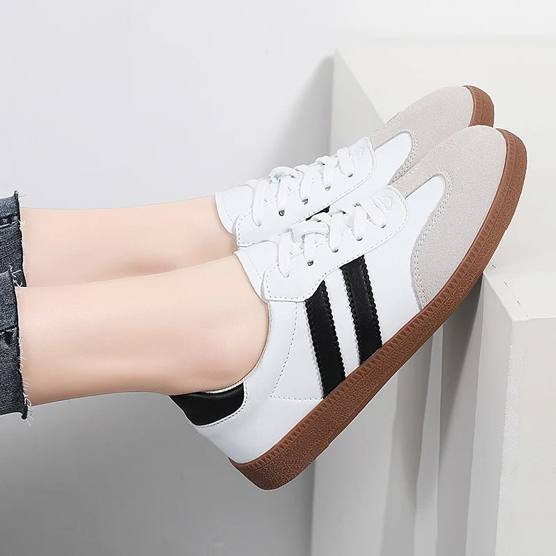 Casual Comfortable Flats Walking Shoes - Glamora