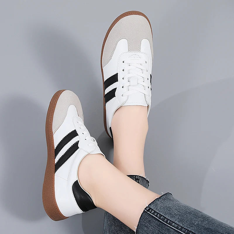 Casual Comfortable Flats Walking Shoes - Glamora